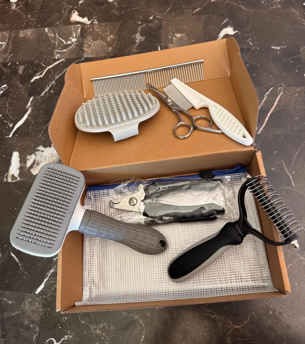 9 in 1 Pet Grooming Combo Kit Nail Clipper File Deshedding Rake Comb Brush - detail